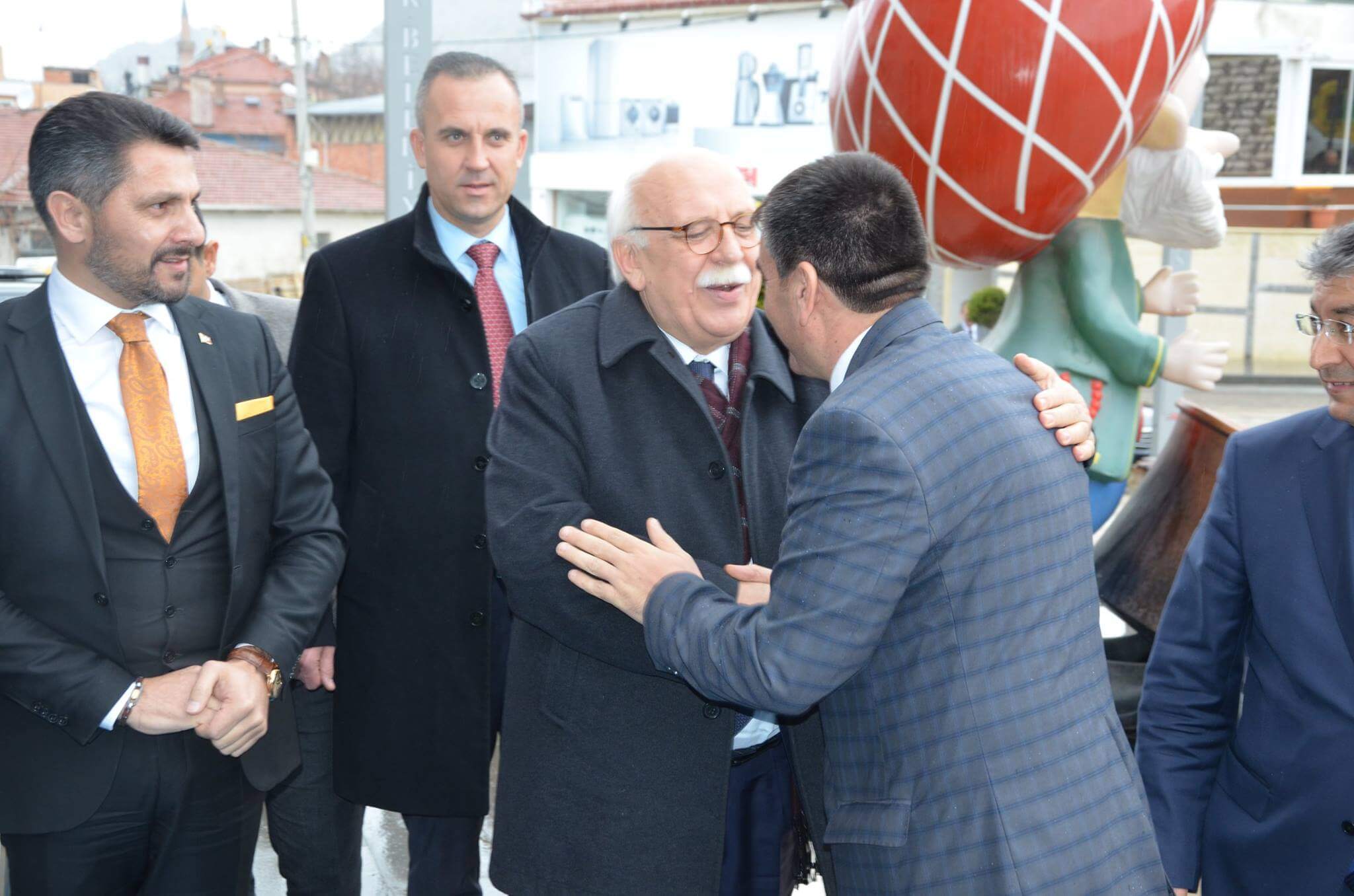 Eskişehir Milletvekilimiz Sayın Prof.Dr. Nabi Avcı ilçemizi ziyaret etti.